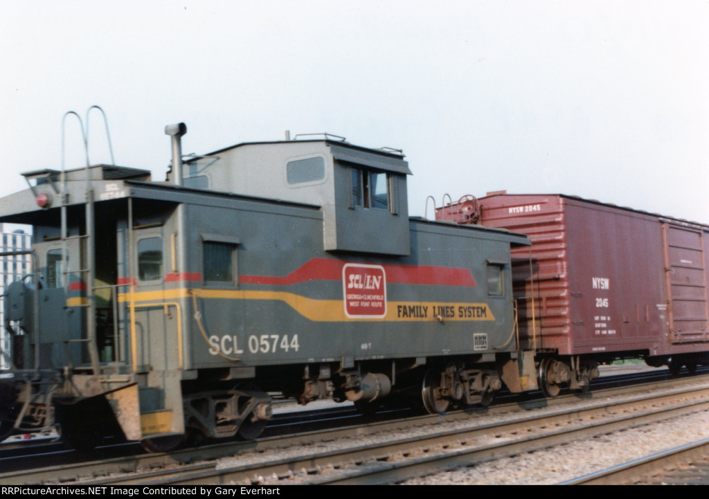 SCL Caboose #05744 - Seaboard Coast Line